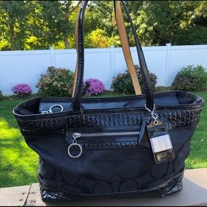 🖤🖤 BLACK COACH PURSE 🖤🖤